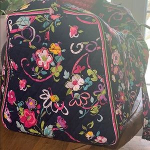 Vera Bradley Bags - Vera Bradley duffel bag Vera Bradley Bags - Vera Bradley duffel bag